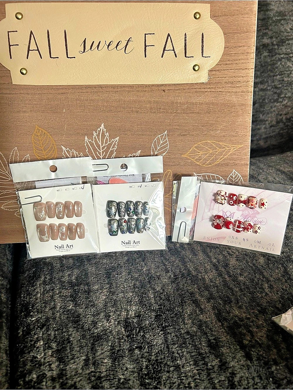Nail Art Press-On Nails Red & Black NWT 3 Sets